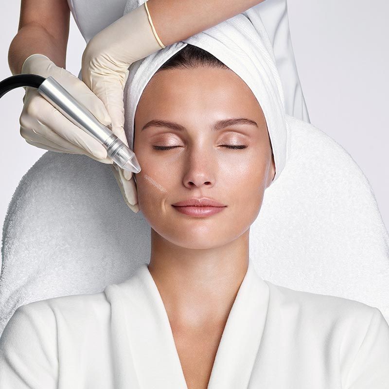 Reviderm bei Studio Aveo Meran - Kosmetik Hautverbesserung und Beauty Behandlungen